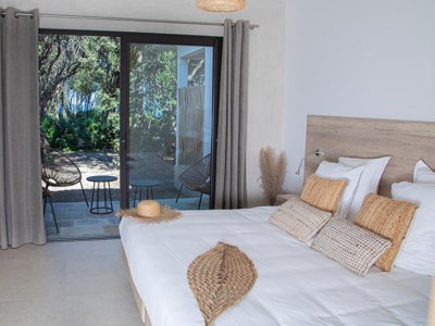 Cliquez pour découvrir toutes les photos de l'HÉBERGEMENT ! villa - Bagheera Naturiste photo 3