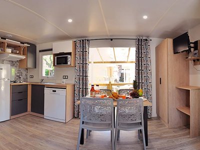 Cliquez pour découvrir toutes les photos de l'HÉBERGEMENT ! mobil-home - Merendella photo 2