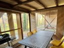 Cliquez pour découvrir toutes les photos de l'HÉBERGEMENT ! tente en toile et bois - camping La Prade photo 2