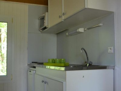Cliquez pour découvrir toutes les photos de l'HÉBERGEMENT ! chalet - Les Bois De Prayssac photo 3