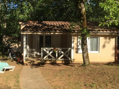 Cliquez pour découvrir toutes les photos de l'HÉBERGEMENT ! chalet - Les Bois De Prayssac photo 7