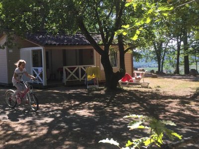 Cliquez pour découvrir toutes les photos de l'HÉBERGEMENT ! chalet - Les Bois De Prayssac photo 5