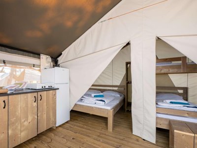 Cliquez pour découvrir toutes les photos de l'HÉBERGEMENT ! tente en toile et bois - Krk Premium Resort photo 3