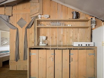 Cliquez pour découvrir toutes les photos de l'HÉBERGEMENT ! tente en toile et bois - Krk Premium Resort photo 3