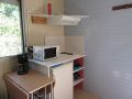 Cliquez pour découvrir toutes les photos de l'HÉBERGEMENT ! bungalow - établissement De La Gare photo 3