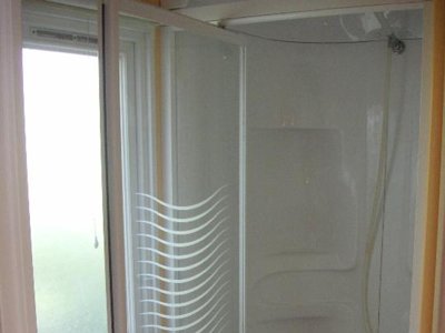 Cliquez pour découvrir toutes les photos de l'HÉBERGEMENT ! mobil-home - De La Vallée photo 4