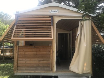 Cliquez pour découvrir toutes les photos de l'HÉBERGEMENT ! mobil-home - Les Casteillets photo 2