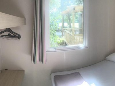 Cliquez pour découvrir toutes les photos de l'HÉBERGEMENT ! mobil-home - Les Casteillets photo 4