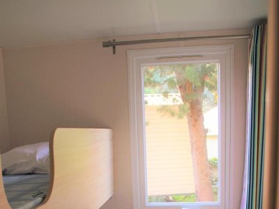 Cliquez pour découvrir toutes les photos de l'HÉBERGEMENT ! mobil-home - Les Casteillets photo 5