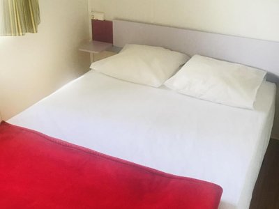 Cliquez pour découvrir toutes les photos de l'HÉBERGEMENT ! mobil-home - Les Casteillets photo 4