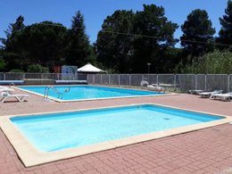 Camping Pas Cher vous présente avec son site Officiel campingpascher.fr, le Camping Les Casteillets classé 3 étoiles, situé sur la commune de Saint Jean Pla De Corts dans le département Pyrénées-orientales (Languedoc Roussillon) en France. Le camping Les Casteillets vous propose un hébergement de type mobil-home de 40 m² avec climatisation (télévision). L'établissement vous propose 8 autres types d'hébergements. Découvrez tous nos séjours à petits prix dans la commune et aux alentours de Saint Jean Pla De Corts du département : Pyrénées-orientales (Languedoc Roussillon). Les Avis clients pour le Camping Les Casteillets sont excellents avec une note moyenne de 8 sur 10. LacMerRivière, Piscine chauffée, Piscine extérieure, Animation enfants, Animations familiales, Aire de jeux enfants, Canyoning, Escalade, Golf, Ping-pong, Pétanque, Rafting, Randonnée, Sports nautiques, Structure gonflable enfants, Terrain de football, Terrain de volley-ball, Terrain multisports, Trampoline, Bar, Plats à emporter, Restaurant, Snack/Bar, Supermarché, Épicerie,... En savoir plus : cliquez-ICI.
