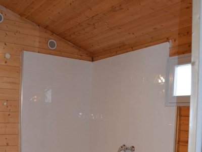 Cliquez pour découvrir toutes les photos de l'HÉBERGEMENT ! chalet - Les Micocouliers photo 3