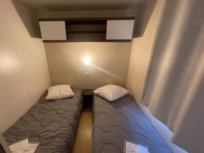 Cliquez pour découvrir toutes les photos de l'HÉBERGEMENT ! mobil-home - Les Micocouliers photo 4