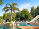 Camping Pas Cher vous présente avec son site Officiel campingpascher.fr, le Camping International classé 3 étoiles, situé sur la commune de Calvi dans le département Corse Du Nord (Corse) en France. Le camping International vous propose un hébergement de type mobil-home de 29 m² pour 1 personne avec climatisation (télévision). L'établissement vous propose 4 autres types d'hébergements. Découvrez tous nos séjours à petits prix dans la commune et aux alentours de Calvi du département : Corse Du Nord (Corse). Les Avis clients pour le Camping International sont excellents avec une note moyenne de 9 sur 10. Mer, Parc aquatique, Piscine chauffée, Piscine extérieure, Animations familiales, Aire de jeux enfants, Parcours sportif, Ping-pong, Structure gonflable enfants, Bar, Dépôt de pain, Snack/Bar, Épicerie,... En savoir plus : cliquez-ICI.