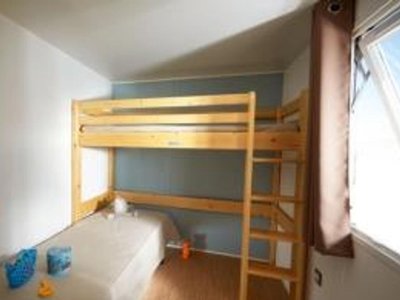 Cliquez pour découvrir toutes les photos de l'HÉBERGEMENT ! mobil-home - Les Castors photo 2