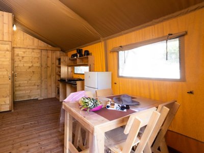 Cliquez pour découvrir toutes les photos de l'HÉBERGEMENT ! tente - Le Haras photo 3