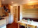 Cliquez pour découvrir toutes les photos de l'HÉBERGEMENT ! chalet - camping Le Canigou photo 2