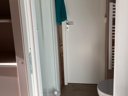 Cliquez pour découvrir toutes les photos de l'HÉBERGEMENT ! chalet - camping Flower La Bexanelle photo 2