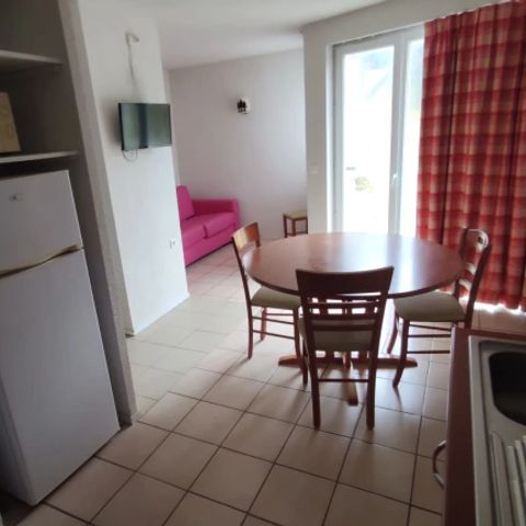 Cliquez pour découvrir toutes les photos de l'HÉBERGEMENT ! bungalow - Les Gites De Beille photo 3