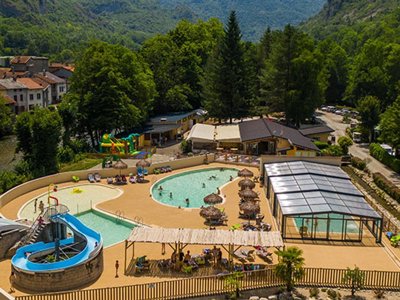 Cliquez pour découvrir toutes les photos de l'ÉTABLISSEMENT ! camping Des Grottes photo 10