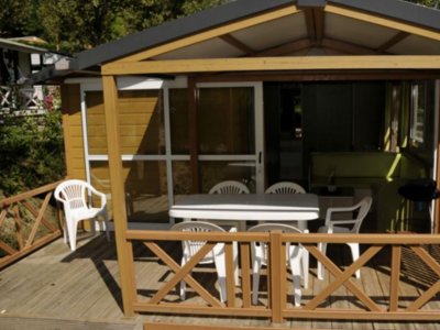 Cliquez pour découvrir toutes les photos de l'HÉBERGEMENT ! chalet - Des Grottes photo 4