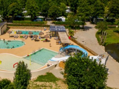 Cliquez pour découvrir toutes les photos de l'HÉBERGEMENT ! chalet - Des Grottes photo 7