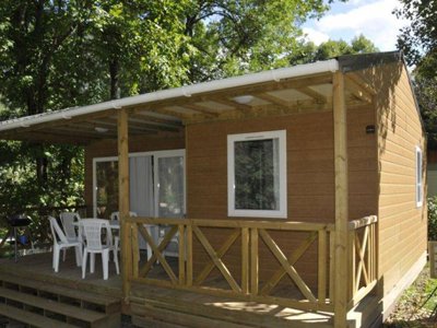 Cliquez pour découvrir toutes les photos de l'HÉBERGEMENT ! chalet - Des Grottes photo 2