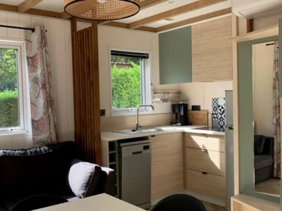 Cliquez pour découvrir toutes les photos de l'HÉBERGEMENT ! chalet - Des Grottes photo 7