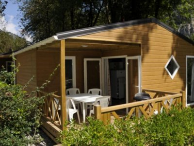 Cliquez pour découvrir toutes les photos de l'HÉBERGEMENT ! chalet - Des Grottes photo 3