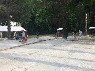 Cliquez pour découvrir toutes les photos de l'ÉTABLISSEMENT ! camping Des Grottes photo 18