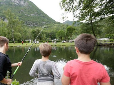 Cliquez pour découvrir toutes les photos de l'ÉTABLISSEMENT ! camping Des Grottes photo 20