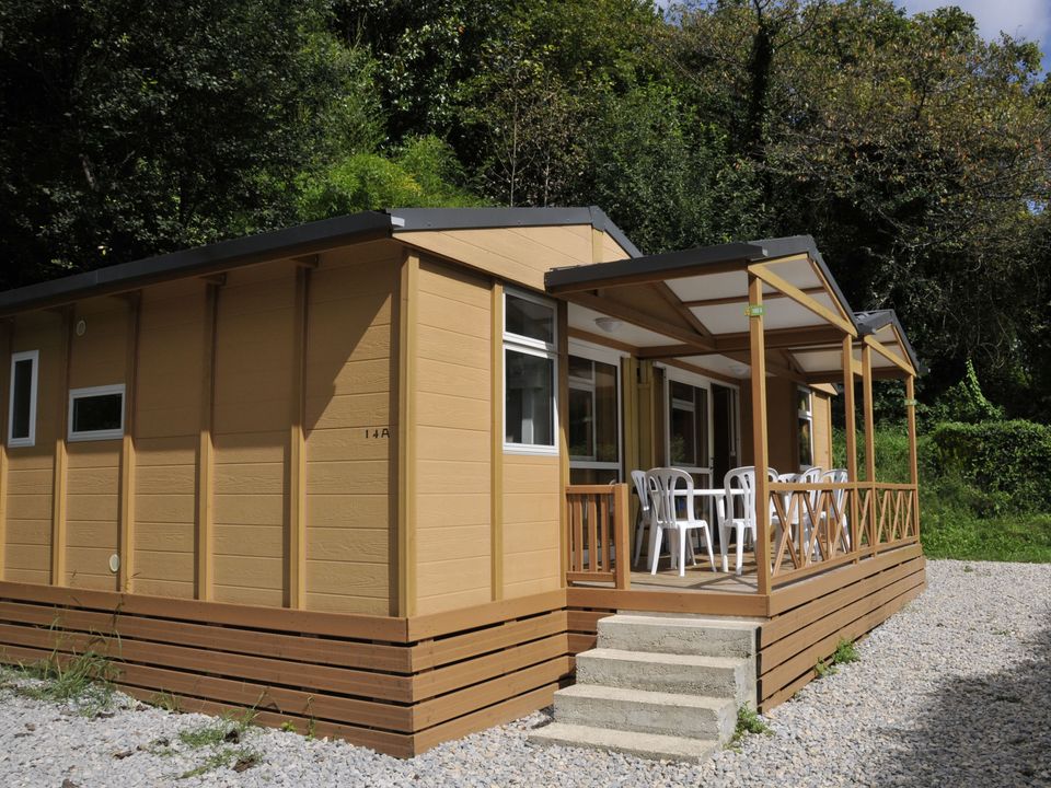 Cliquez pour découvrir toutes les photos de l'HÉBERGEMENT ! chalet - Des Grottes photo 2