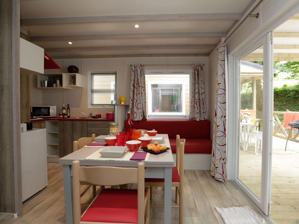 Cliquez pour découvrir toutes les photos de l'HÉBERGEMENT ! chalet - Des Grottes photo 3