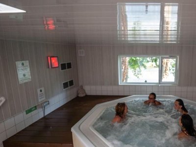 Cliquez pour découvrir toutes les photos de l'ÉTABLISSEMENT ! camping Des Grottes photo 30