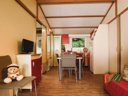 Cliquez pour découvrir toutes les photos de l'HÉBERGEMENT ! chalet - camping Des Grottes photo 4