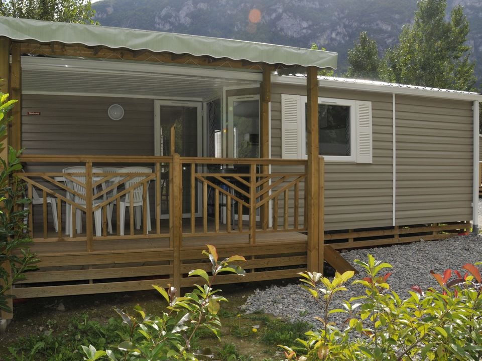 Cliquez pour découvrir toutes les photos de l'HÉBERGEMENT ! mobil-home - établissement Des Grottes photo 2