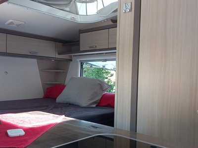 Cliquez pour découvrir toutes les photos de l'HÉBERGEMENT ! caravane - Du Lac Fontclaire photo 4