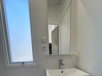 Cliquez pour découvrir toutes les photos de l'HÉBERGEMENT ! mobil-home - Du Valentin photo 12