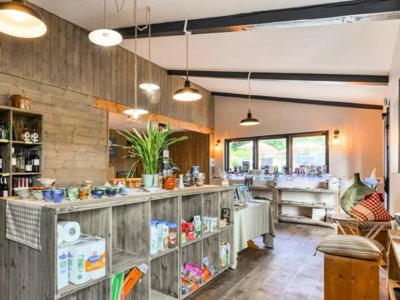 Cliquez pour découvrir toutes les photos de l'ÉTABLISSEMENT ! camping Maeva Respire Domaine De La Serre photo 16