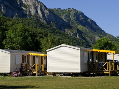 Cliquez pour découvrir toutes les photos de l'HÉBERGEMENT ! mobil-home - De La Châtaigneraie photo 6