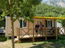 Camping Pas Cher vous présente avec son site Officiel campingpascher.fr, le Camping De La Châtaigneraie classé 3 étoiles, situé sur la commune de Agos Vidalos dans le département Hautes-pyrénées (Midi Pyrénées) en France. Le camping De La Châtaigneraie, vous présente un hébergement de type mobil-home pour 4 personnes et télévision. Le camping De La Châtaigneraie vous propose du lundi 25 mai au lundi 01 juin 2026 pour 7 nuits à 402€. Cette location propose 68 dates différentes pour réserver votre séjour. Découvrez également les 6 autres gammes d'hébergements du camping. Les Avis clients pour le Camping De La Châtaigneraie sont de 6 sur 10. Piscine chauffée, Piscine extérieure, Aire de jeux enfants, Baby-foot, Trampoline,... En savoir plus : cliquez-ICI.