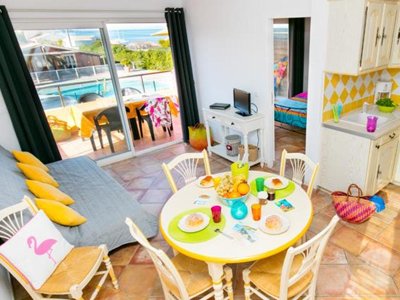Cliquez pour découvrir toutes les photos de l'HÉBERGEMENT ! appartement - International photo 4
