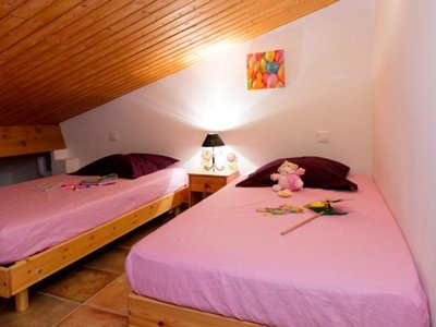 Cliquez pour découvrir toutes les photos de l'HÉBERGEMENT ! appartement - International photo 3