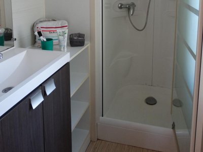 Cliquez pour découvrir toutes les photos de l'HÉBERGEMENT ! mobil-home - Paradis Ombre Des Tilleuls photo 7