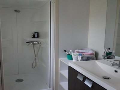 Cliquez pour découvrir toutes les photos de l'HÉBERGEMENT ! mobil-home - Paradis Ombre Des Tilleuls photo 7