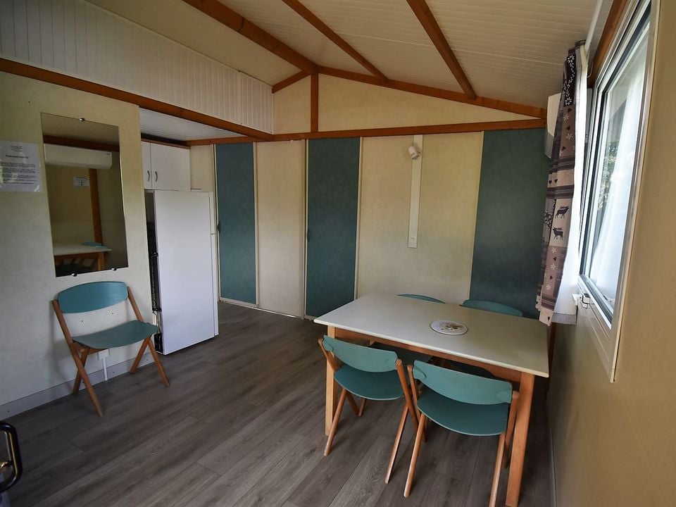 Cliquez pour découvrir toutes les photos de l'HÉBERGEMENT ! chalet - Plein Soleil photo 4