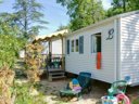 Camping Pas Cher vous présente avec son site Officiel campingpascher.fr, le Camping Lou Cabasson classé 3 étoiles, situé sur la commune de Bormes Les Mimosas dans le département Var (Provence Alpes Côte D'azur) en France. Le camping Lou Cabasson, vous présente un hébergement de type mobil-home de 32 m² pour 1 personne avec climatisation. Le camping Lou Cabasson vous propose du sam. 25 avril au sam. 02 mai 2026 pour 7 nuits à 640€. Cette location propose 134 dates différentes pour réserver votre séjour. Découvrez également les 16 autres gammes d'hébergements du camping. Les Avis clients pour le Camping Lou Cabasson sont excellents avec une note moyenne de 8 sur 10. Piscine extérieure, Animations familiales, Aire de jeux enfants, Ping-pong, Randonnée, Dépôt de pain, Pizzeria, Restaurant,... En savoir plus : cliquez-ICI.