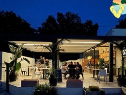 Camping Pas Cher vous présente avec son site Officiel campingpascher.fr, le Camping Lou Cabasson classé 3 étoiles, situé sur la commune de Bormes Les Mimosas dans le département Var (Provence Alpes Côte D'azur) en France. Le camping Lou Cabasson, vous présente un hébergement de type mobil-home de 33 m² avec climatisation. Le camping Lou Cabasson vous propose du sam. 25 avril au sam. 02 mai 2026 pour 7 nuits à 670€. Cette location propose 133 dates différentes pour réserver votre séjour. Découvrez également les 16 autres gammes d'hébergements du camping. Les Avis clients pour le Camping Lou Cabasson sont excellents avec une note moyenne de 8 sur 10. Piscine extérieure, Animations familiales, Aire de jeux enfants, Ping-pong, Randonnée, Dépôt de pain, Pizzeria, Restaurant,... En savoir plus : cliquez-ICI.