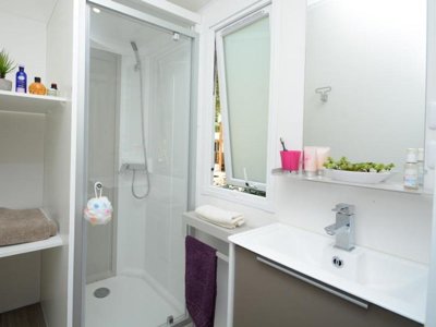 Cliquez pour découvrir toutes les photos de l'HÉBERGEMENT ! mobil-home - Vert Gapeau photo 3