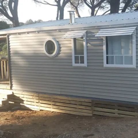 Cliquez pour découvrir toutes les photos de l'HÉBERGEMENT ! mobilhome - Figurotta photo 2